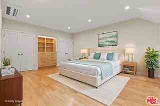 652 Kensington Rd #B - Photo 7 of 8