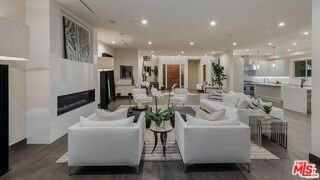 2408 Castle Heights Ave - Photo 2 of 8