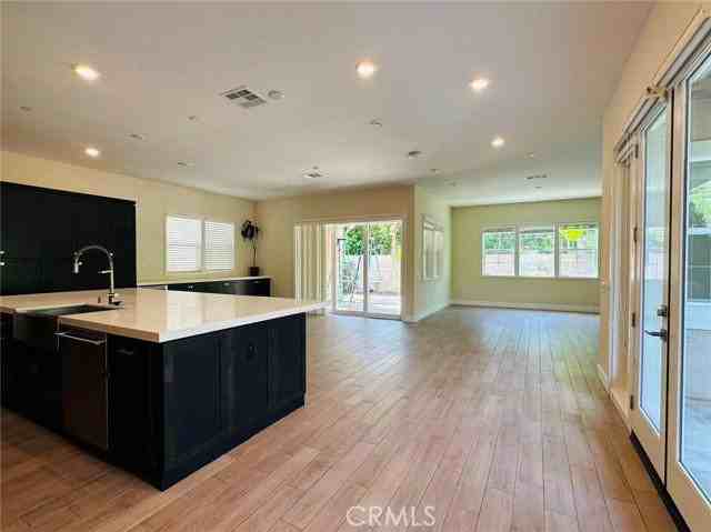 101 Pelican Ln - Photo 6 of 8