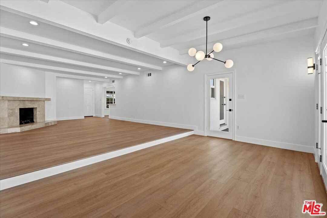 12423 Martha St - Photo 7 of 8