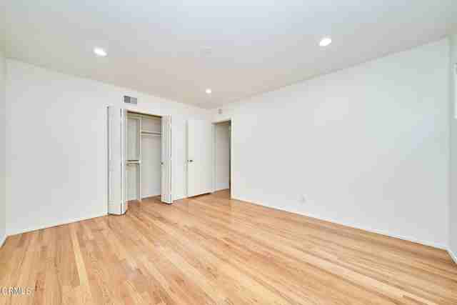 5212 New York Ave - Photo 2 of 8