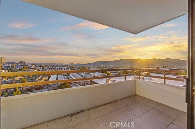 343 Pioneer Dr #1101 - Photo 3 of 8