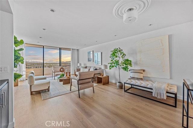 343 Pioneer Dr #1101 - Photo 6 of 8