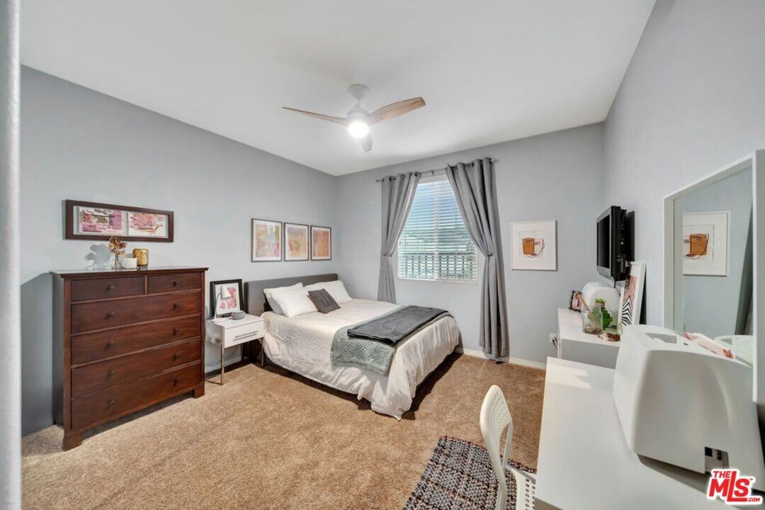 28667 Pietro Dr - Photo 2 of 8