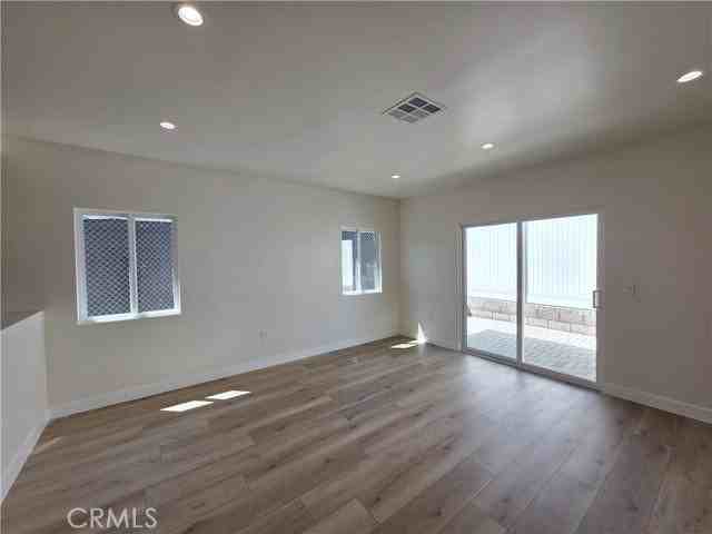 17103 Kingsbury St - Photo 5 of 8