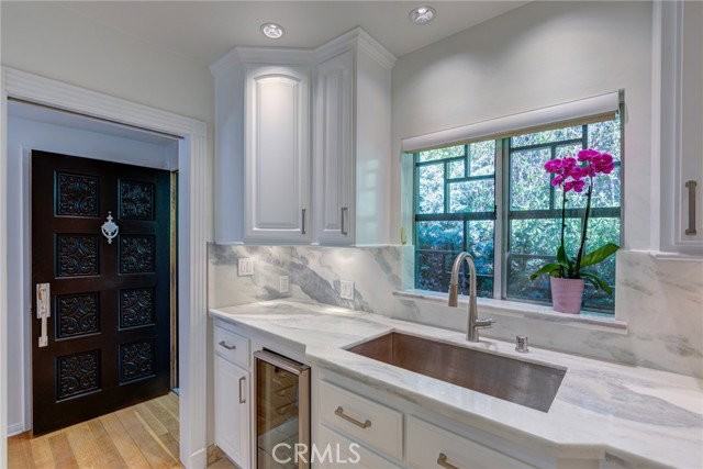 2740 Hutton Dr - Photo 7 of 8