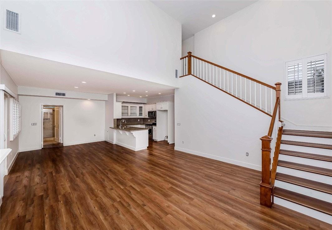 24818 Woodward Ave - Photo 2 of 8