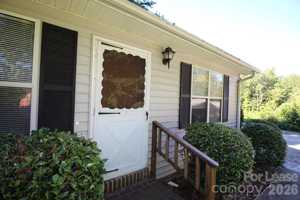 featured image of 72 Windwood Dr