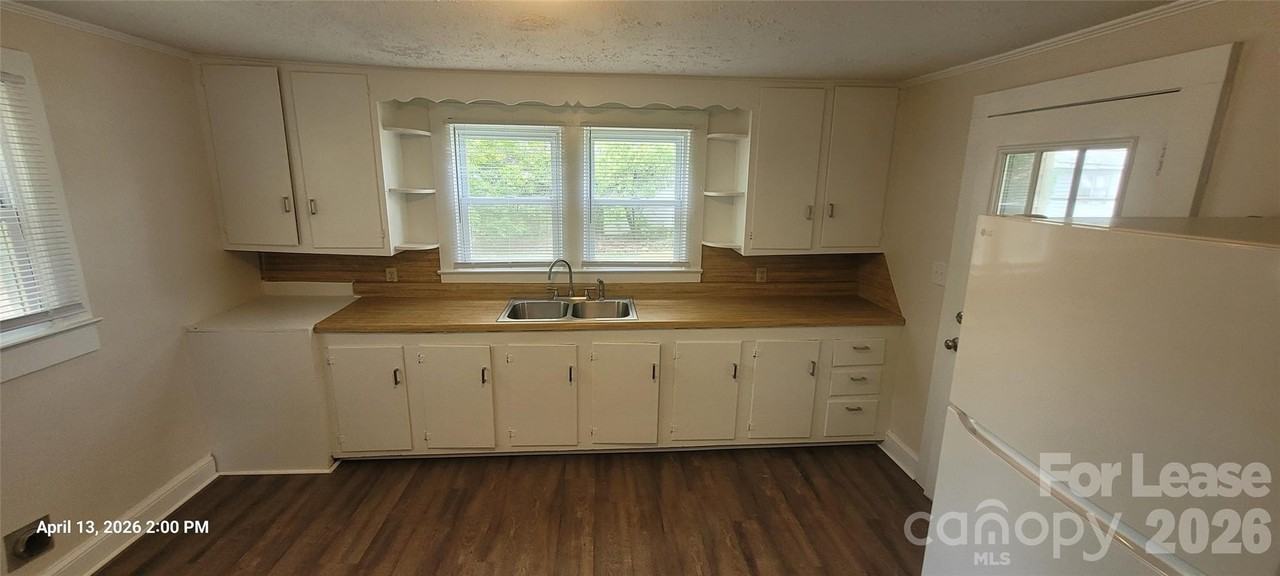 804 Klondale Ave - Photo 3 of 16