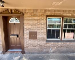 819 Matthews - Photo 1 of 1