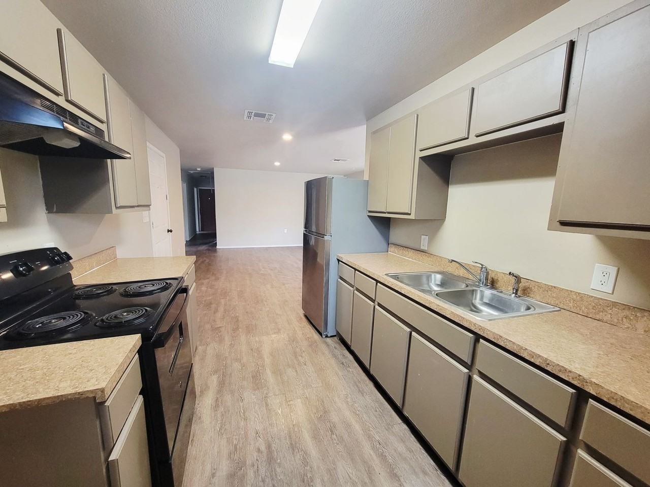 110 82nd St - Photo 6 of 15