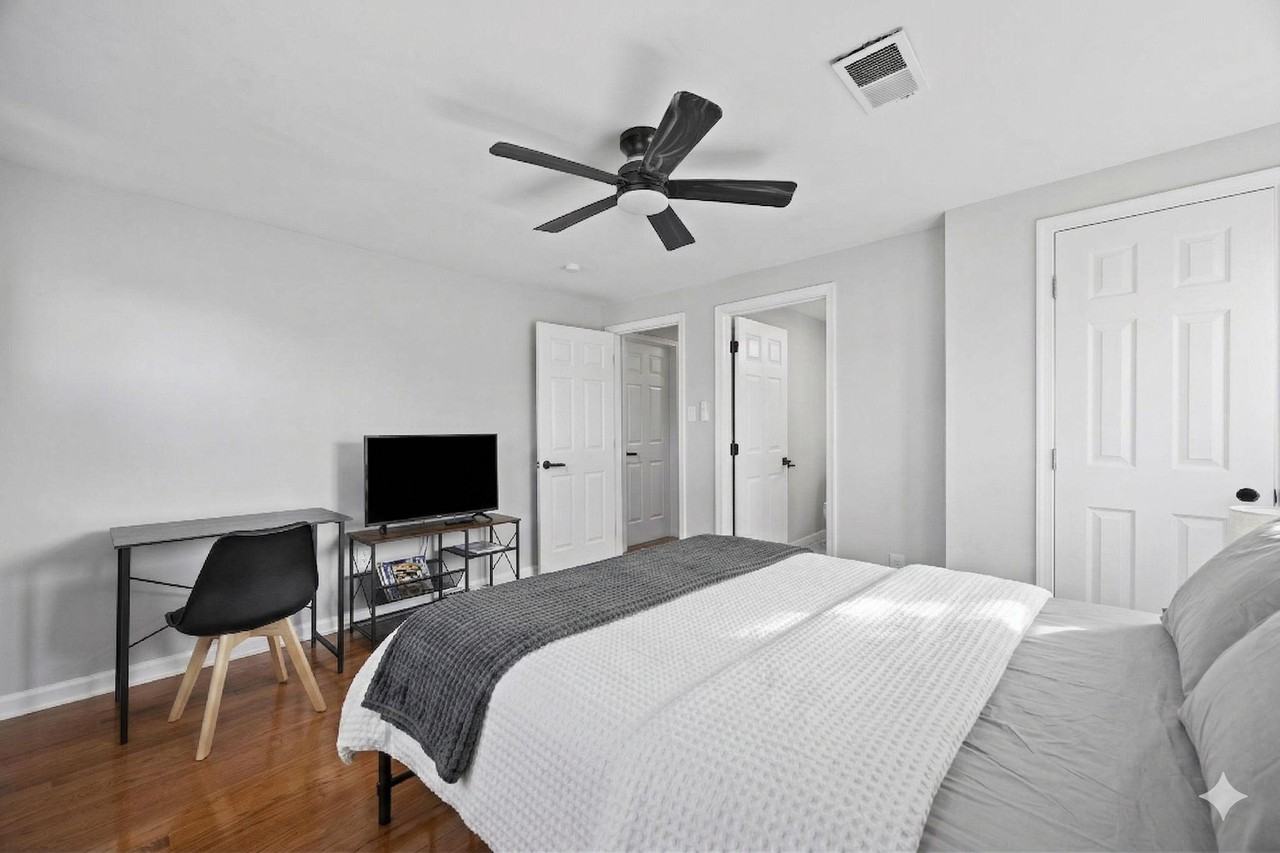 Kipling Pkwy - Photo 4 of 12