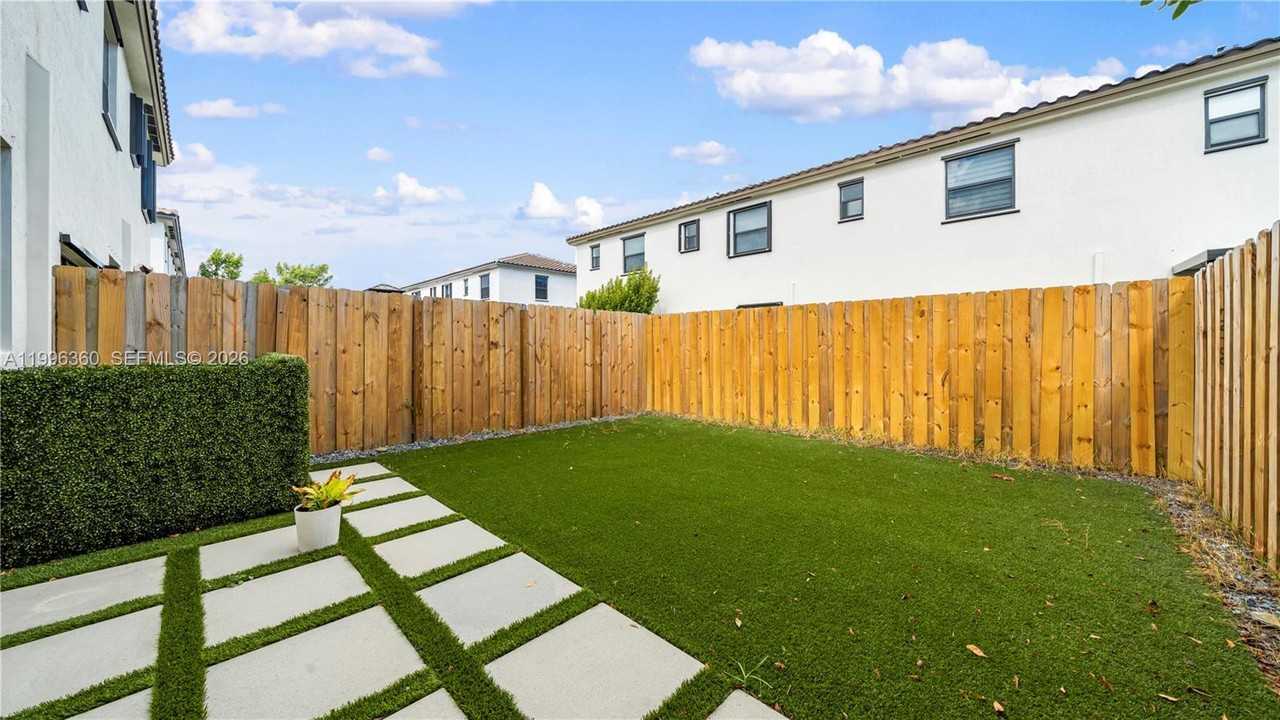 11851 Southwest 246 Terrace #0 - Photo 5 of 43