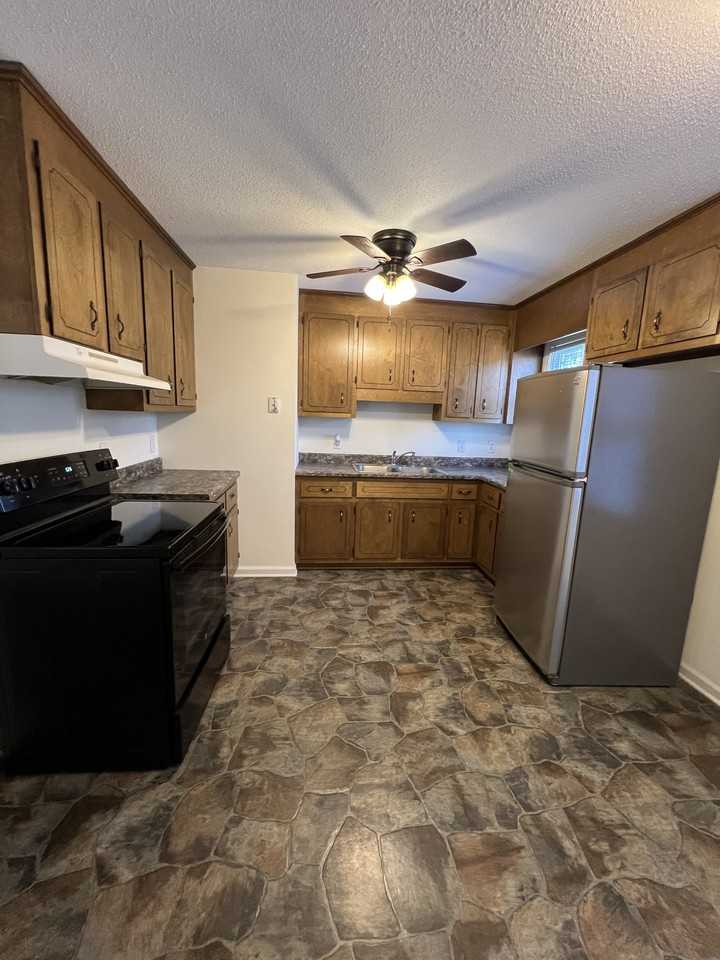 S 13th St #1 - Photo 5 of 10