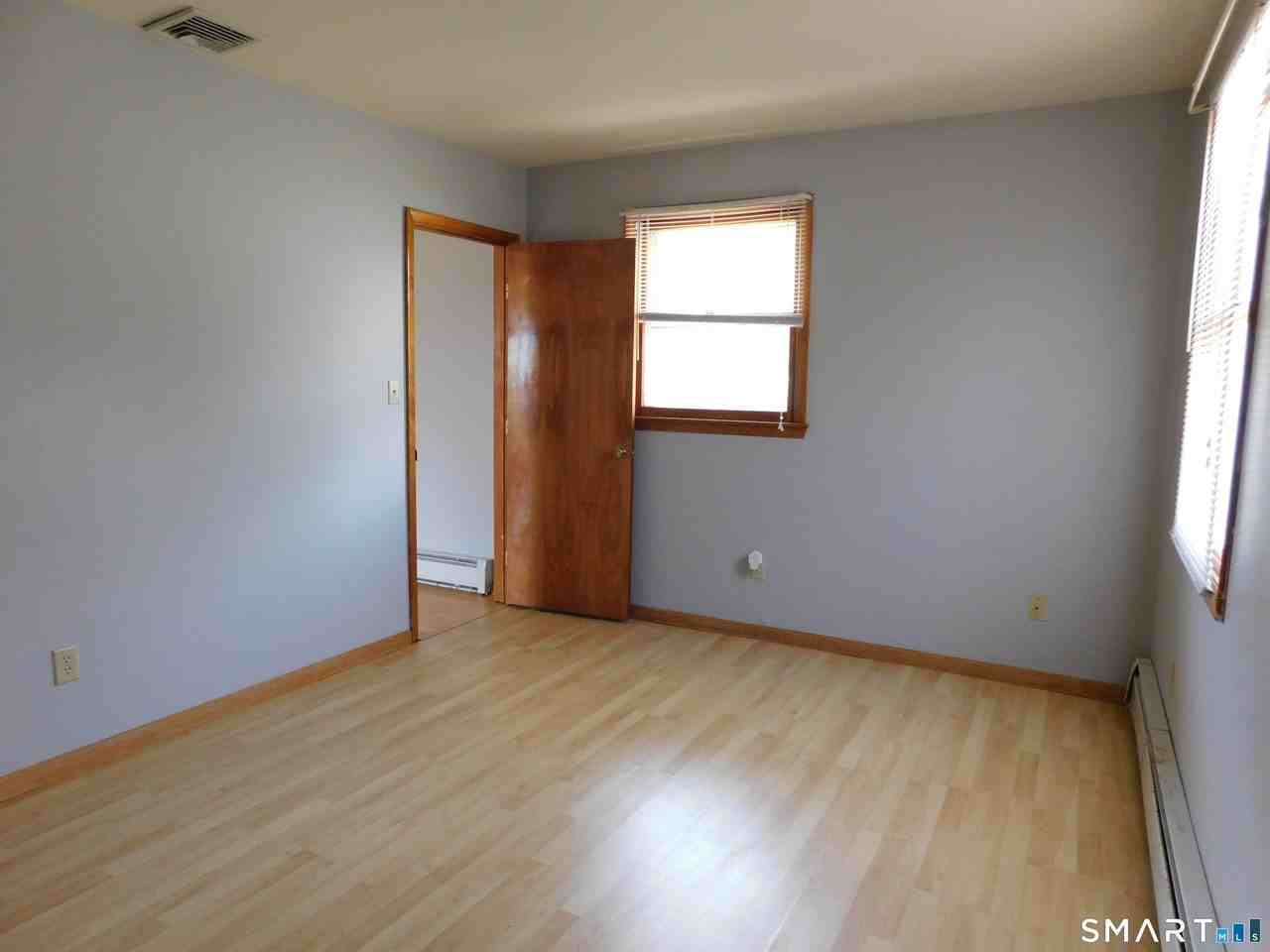 4754 Madison Ave - Photo 6 of 7