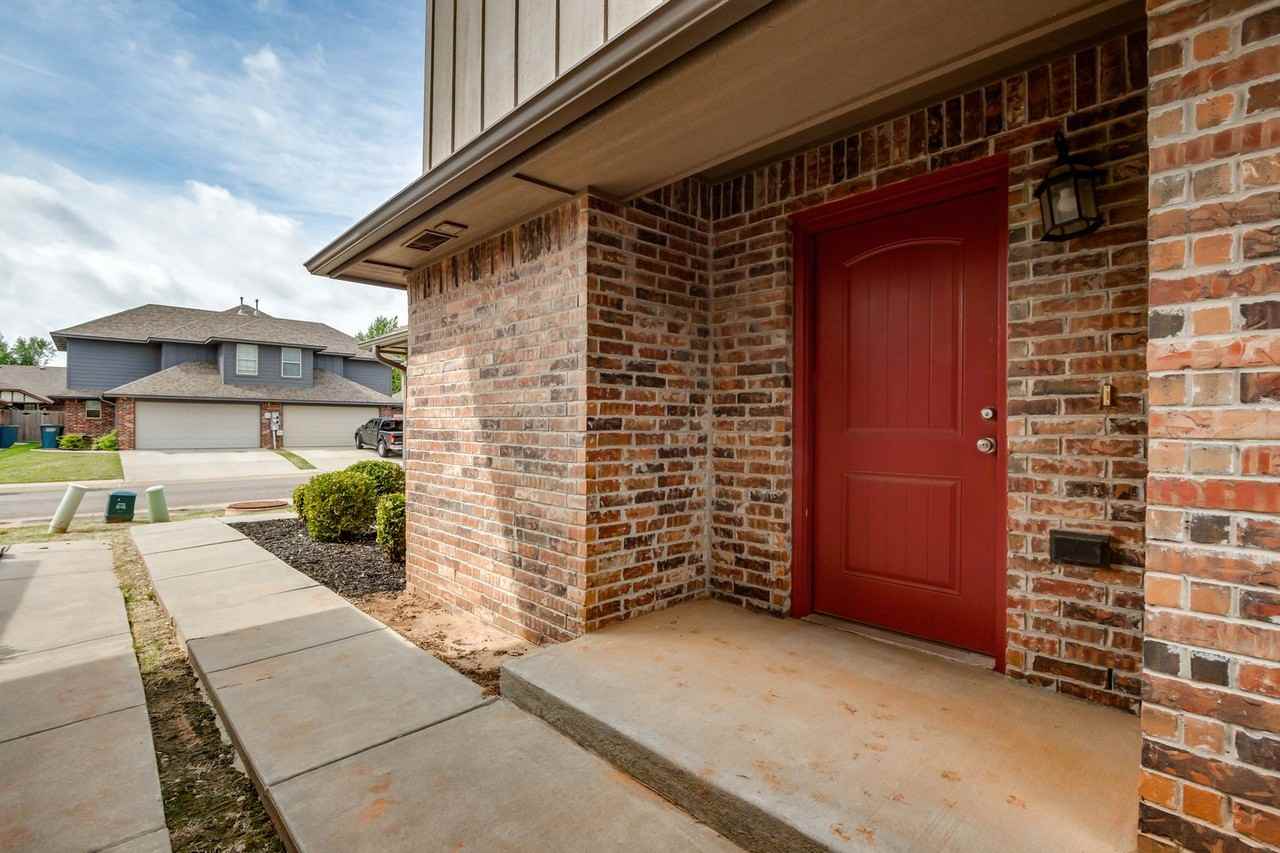 2149 Buena Vida Ln - Photo 3 of 36