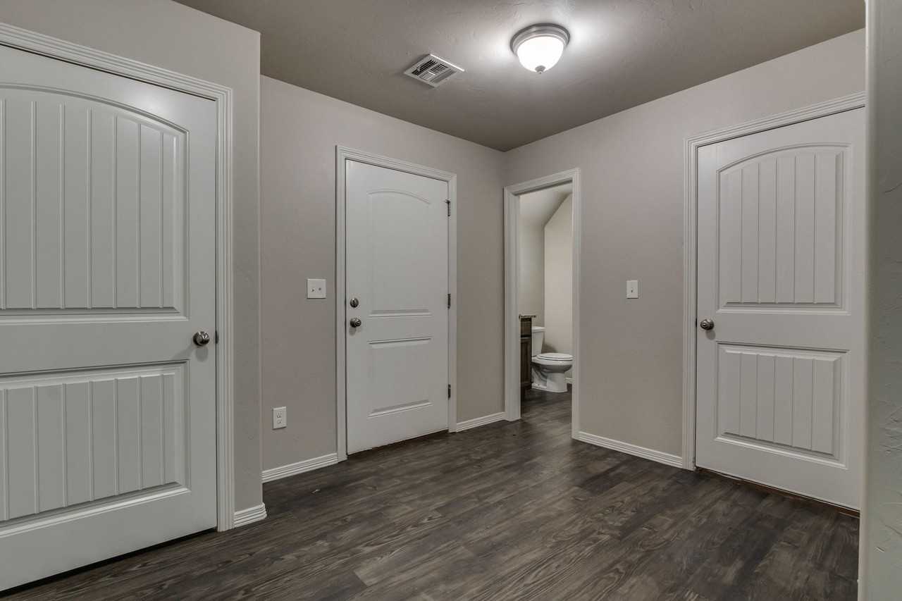 2149 Buena Vida Ln - Photo 4 of 36