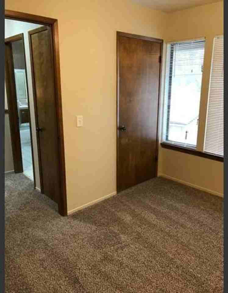 5435 W Judy Ave - Photo 7 of 9