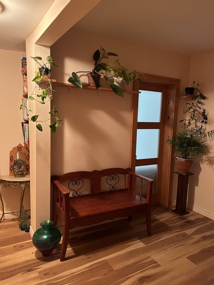 Rue Ontario Est & Rue Florian #2122 - Photo 2 of 15