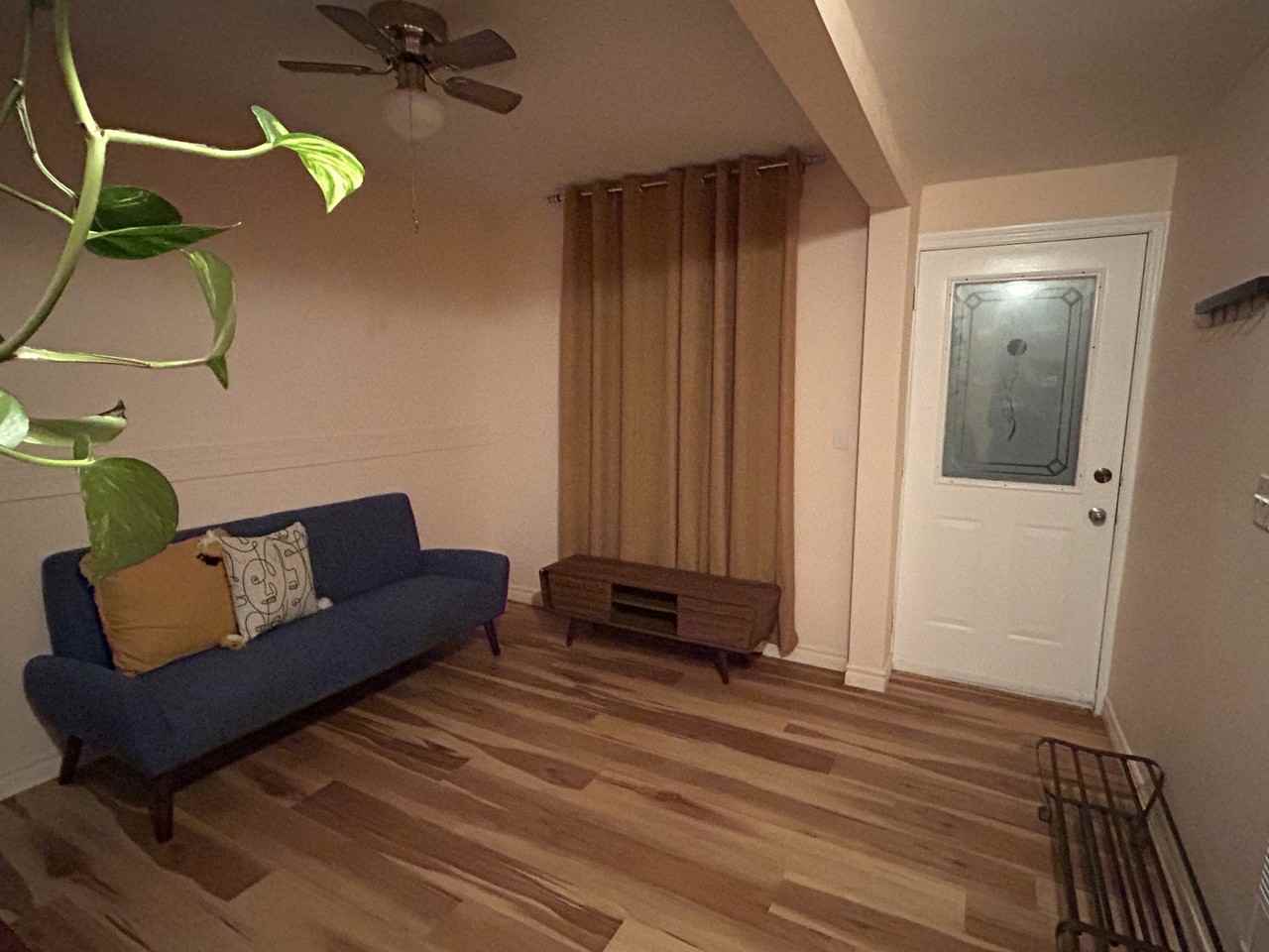 Rue Ontario Est & Rue Florian #2122 - Photo 4 of 15