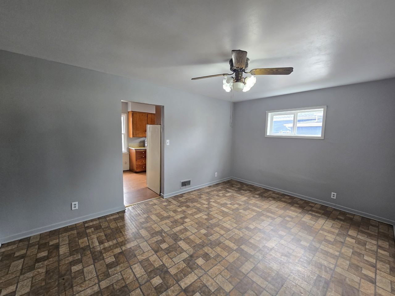 216 Courtland St #1 - Photo 4 of 30