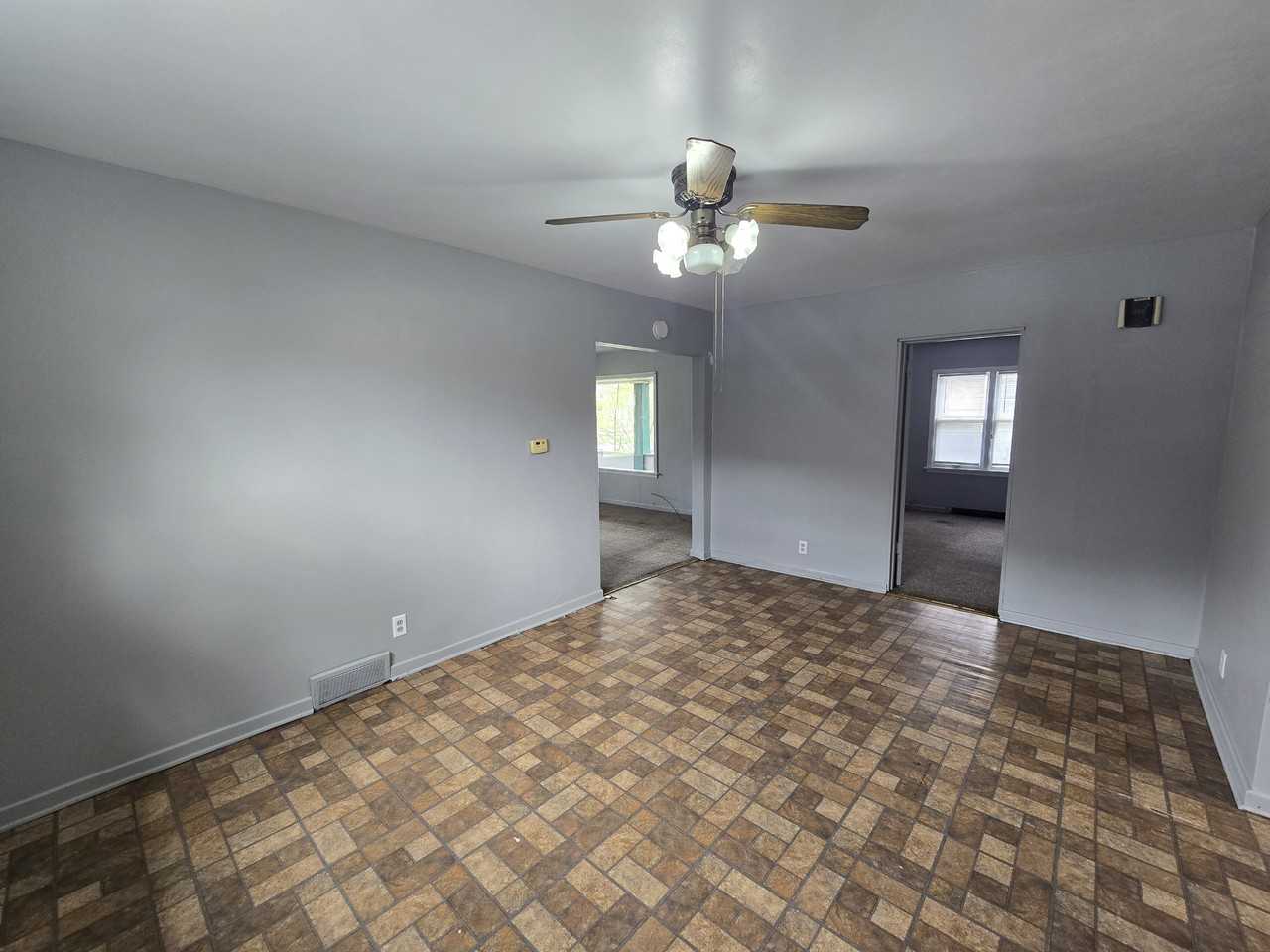 216 Courtland St #1 - Photo 6 of 30