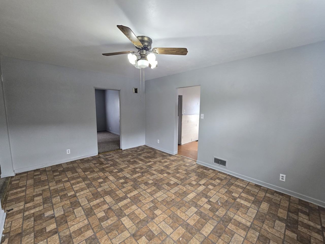 216 Courtland St #1 - Photo 7 of 30