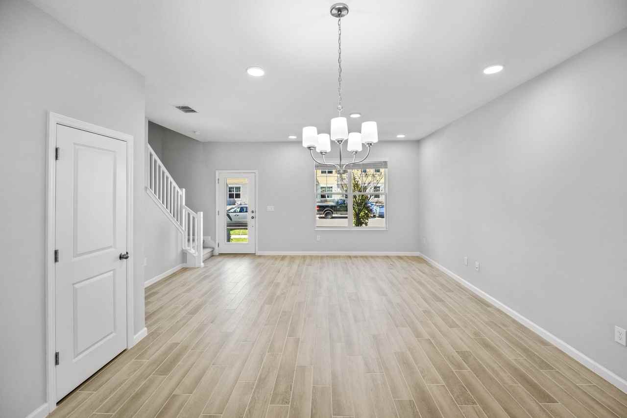 1367 Mount Royal Dr #1 - Photo 3 of 28