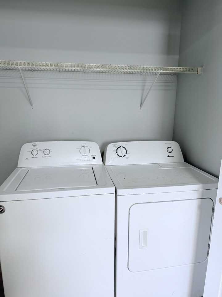 411 Dover St #1 - Photo 5 of 11