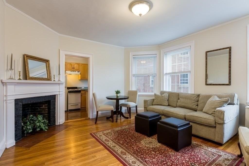 86 Buckingham St - Photo 2 of 8