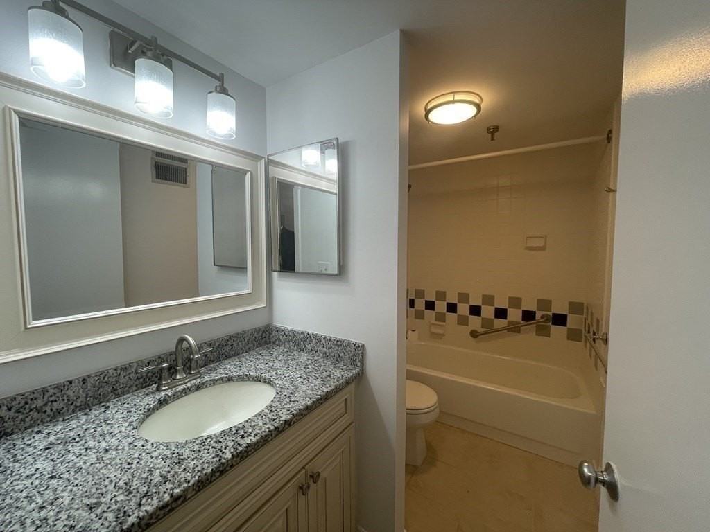 71 Fulkerson 205 - Photo 7 of 13