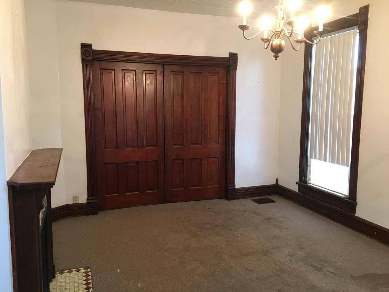 401 Harrison Ave #2 - Photo 3 of 5