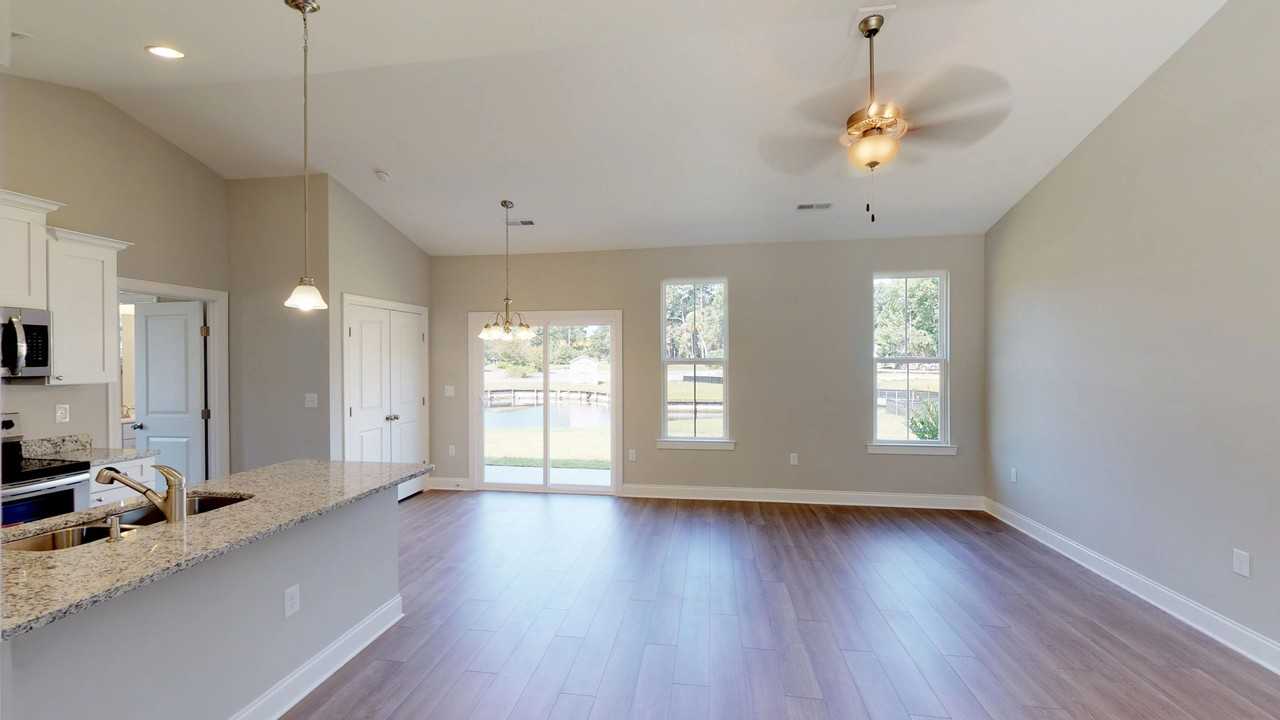 68 Racquet Club Dr #5 - Photo 3 of 19