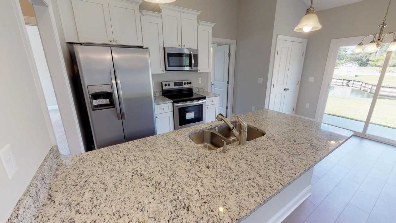 68 Racquet Club Dr #5 - Photo 4 of 19