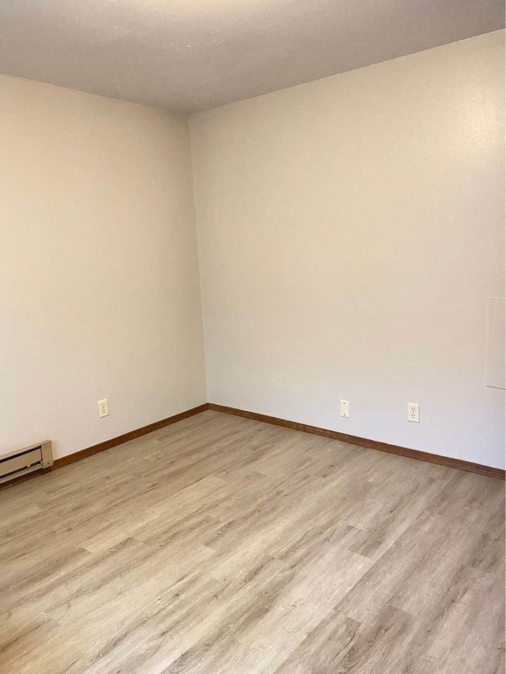 4903 Aspen St #4 - Photo 2 of 7