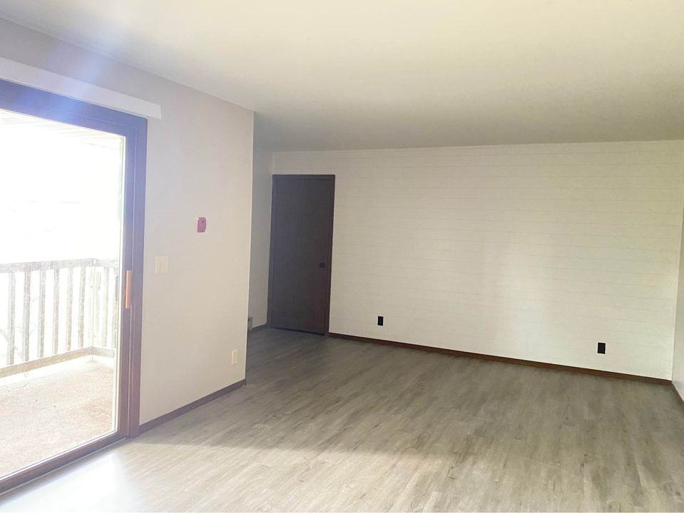 4903 Aspen St #4 - Photo 5 of 7