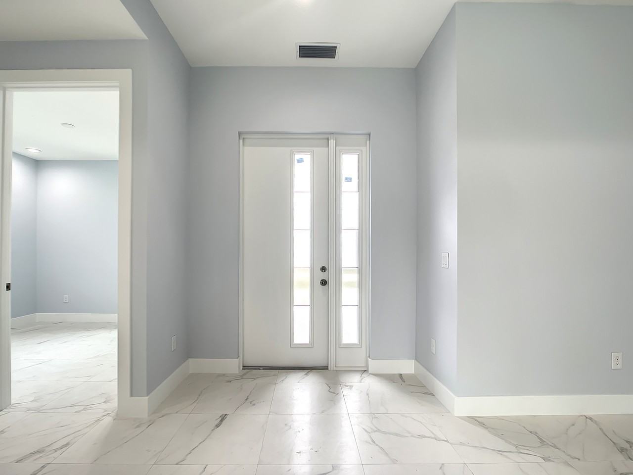 2643 47th St Sw - Photo 3 of 19