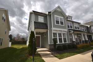 featured image of 8043 Rutland Village Dr #1