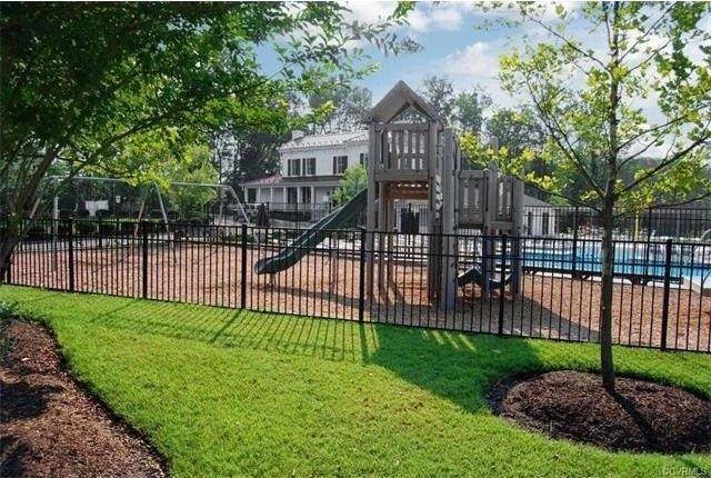 8043 Rutland Village Dr #1 - Photo 3 of 26