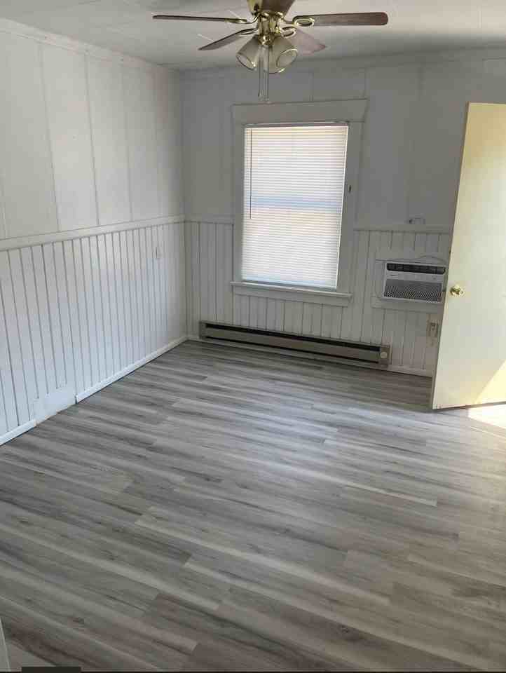 412 15th Ave S #2 - Photo 5 of 11