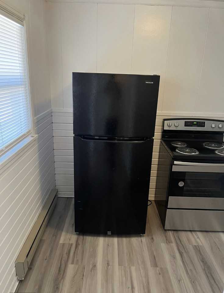 412 15th Ave S #2 - Photo 6 of 11