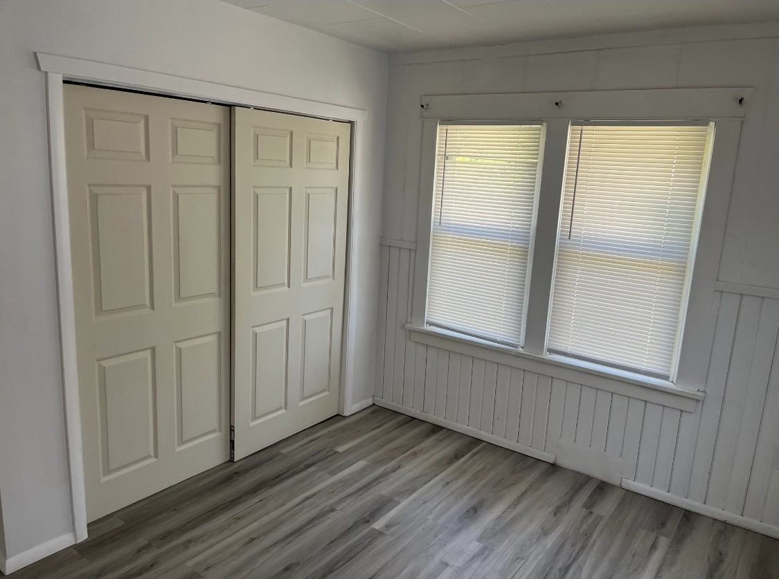 412 15th Ave S #2 - Photo 7 of 11