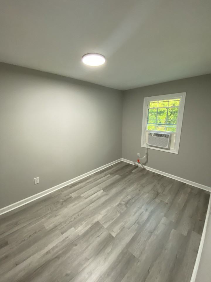 913 N Weldon St #1 - Photo 7 of 9