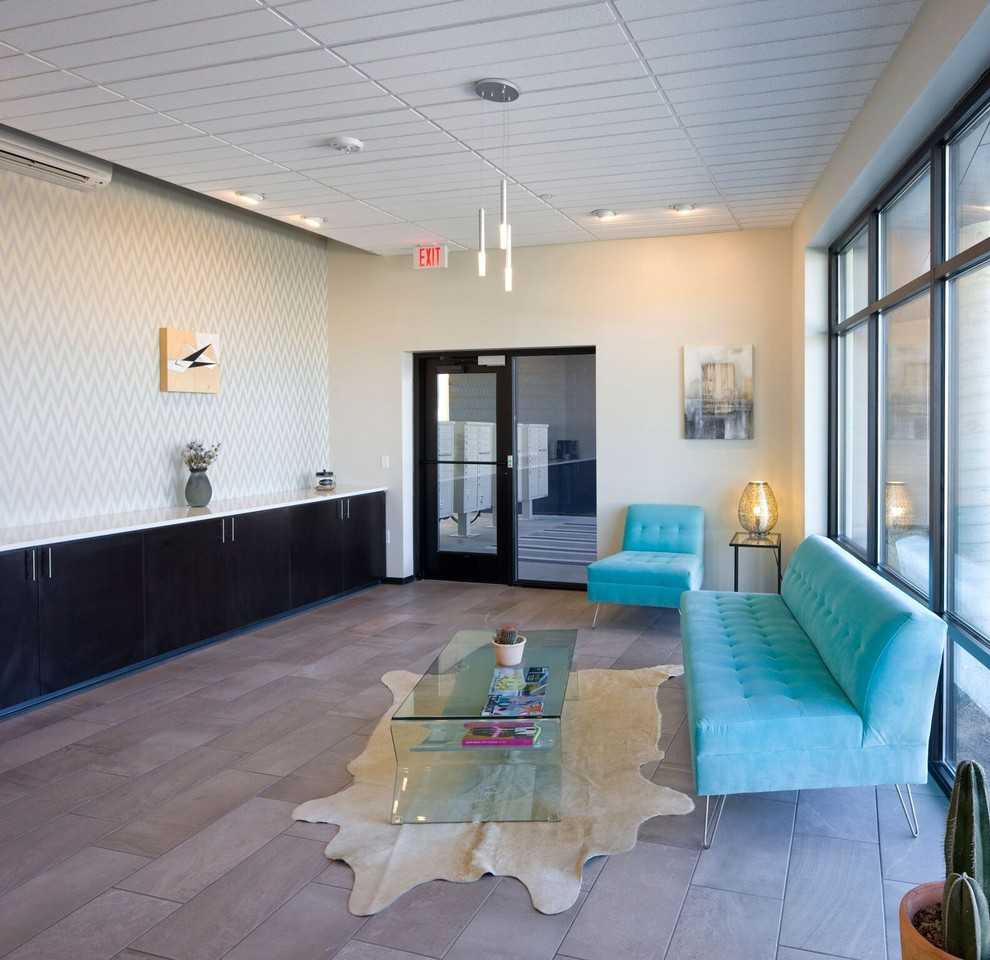 Platinum Apartments - Photo 3 of 21