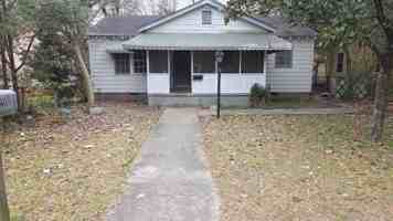 featured image of 2630 Garden Dr