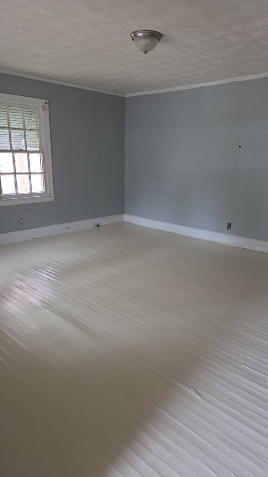 2630 Garden Dr - Photo 2 of 4