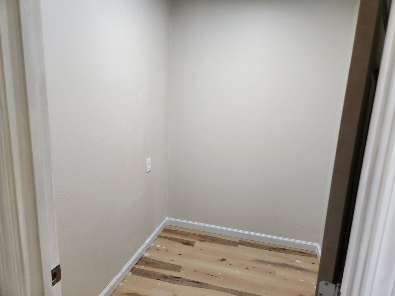 115 E Justice Rd - Photo 7 of 17