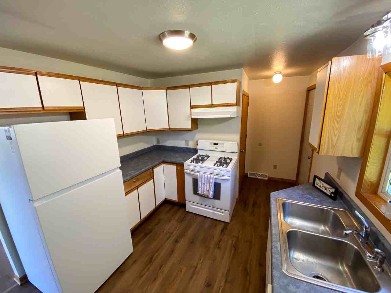 1020 2nd Ave N - Photo 5 of 20