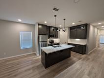913 E Jefferson St #D - Photo 1 of 1