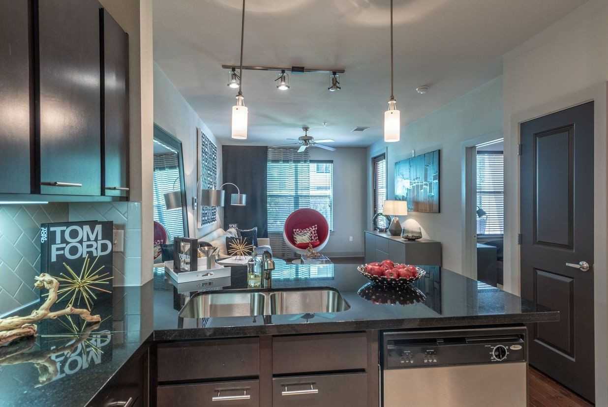 Maxie St #24EW - Photo 2 of 10